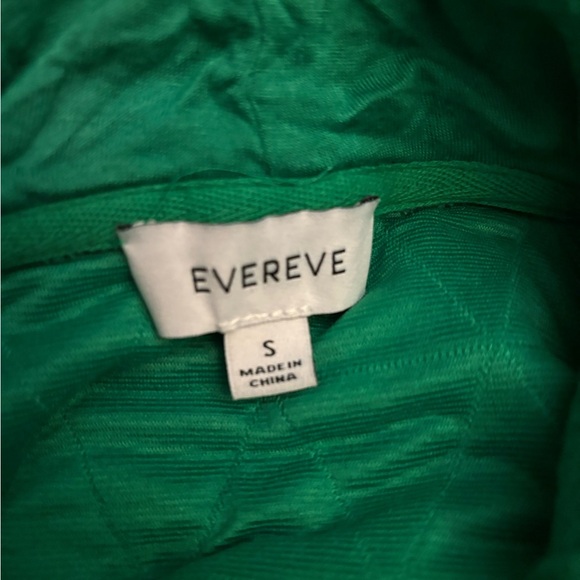 Evereve Lindsay Green Quilted Hoodie - Picture 9 of 11